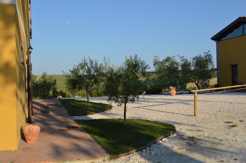 הוילה Belvedere Ostrense Agriturismo Tenuta Belvedere מראה חיצוני תמונה